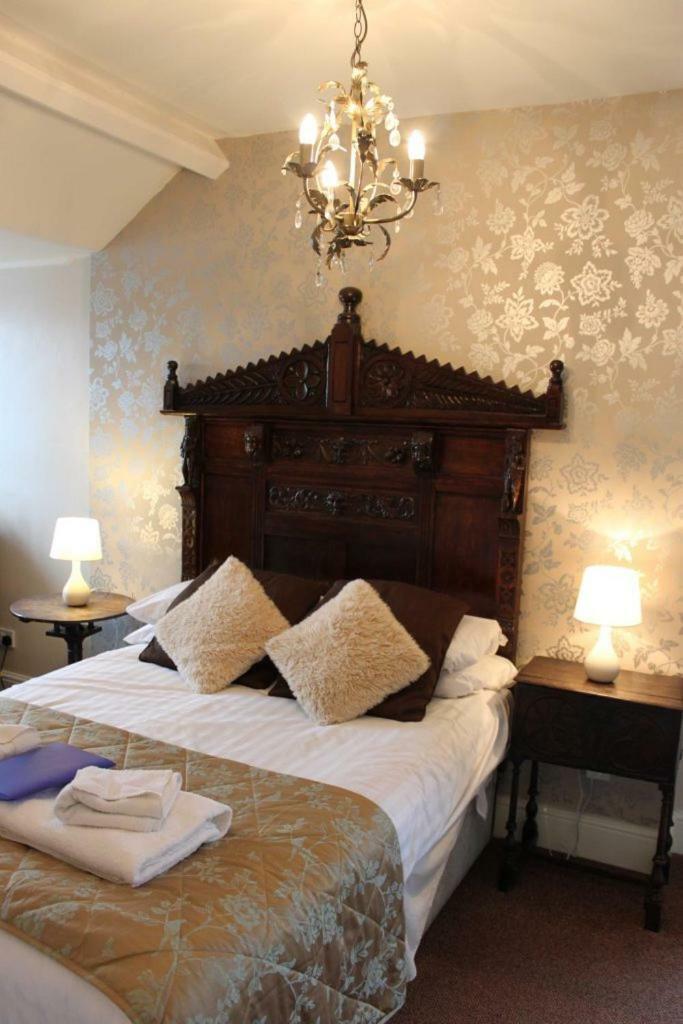 Hotel Ye Olde Nags Head à Castleton  Extérieur photo